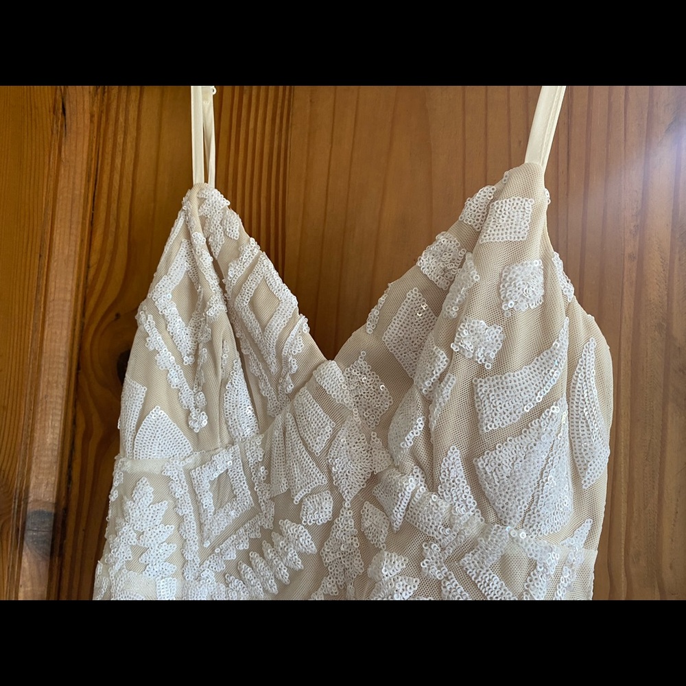 SUPERDOWN FORMAL DRESS - Picture 4 of 4